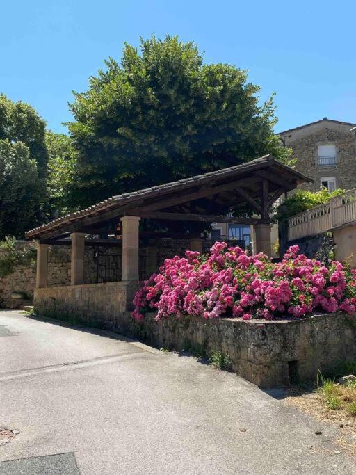La Maison D Evahlia Creissels Luaran gambar